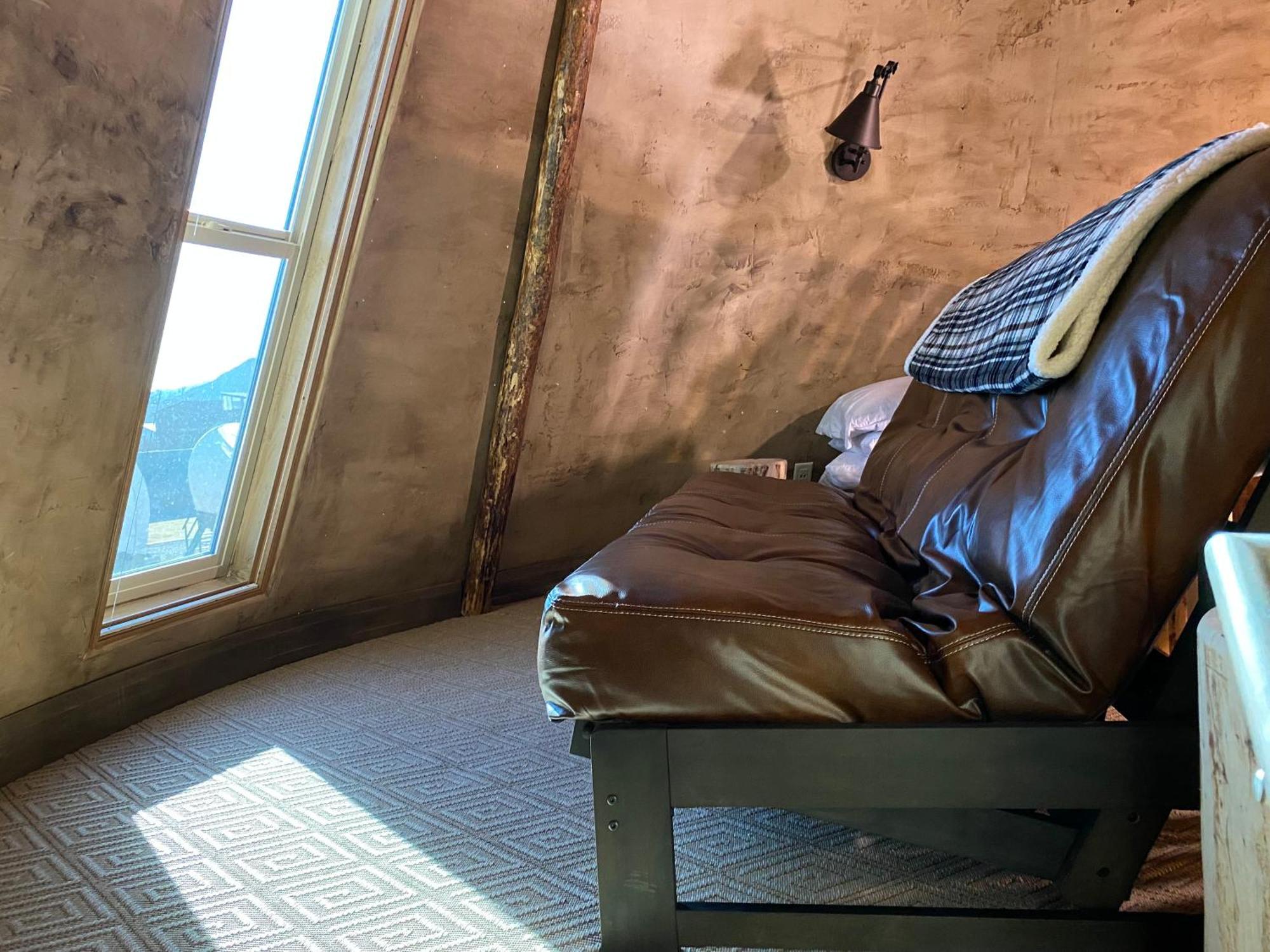 Zion White Bison Glamping & Rv Resort Virgin Exterior photo